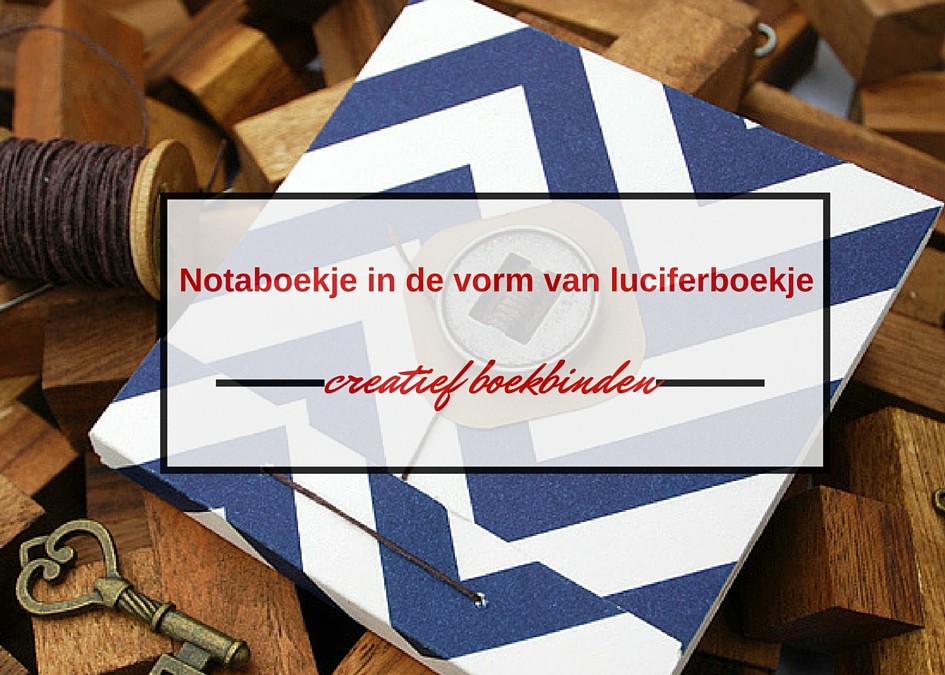 Notaboekje in de vorm van een luciferboekje