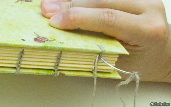 koptische binding - tweede kaft naaien